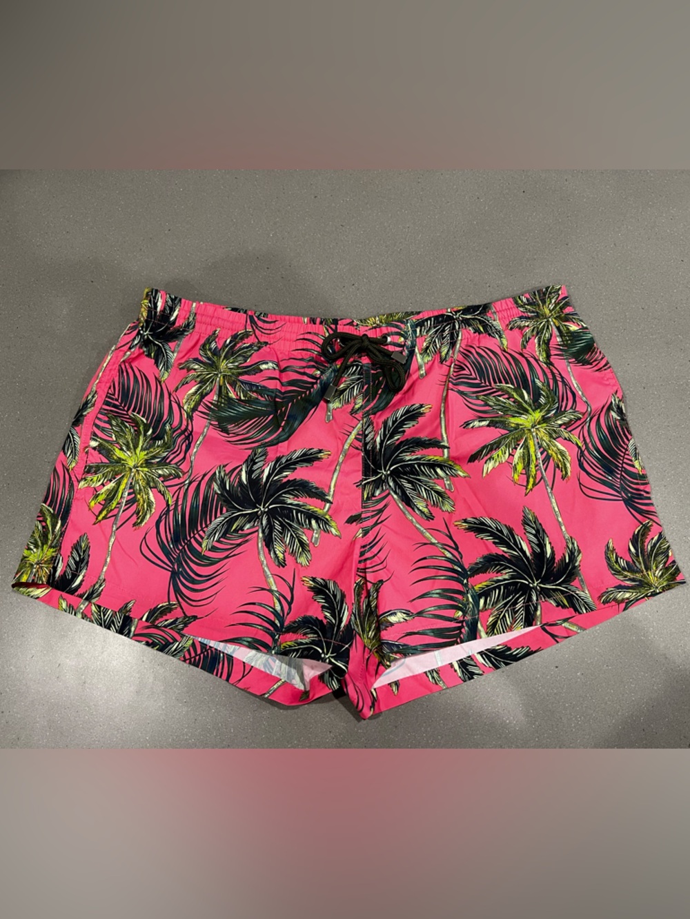 Men’s Zara Pink Tropical Palm Print swim trunks